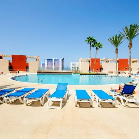 別荘 Modern Duplex With Heated Pool & 360° Sea Views アデヘ