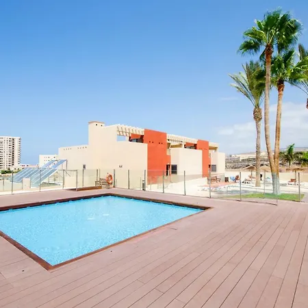 Ferienhaus Modern Duplex With Heated Pool & 360° Sea Views